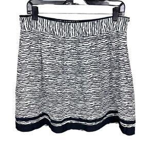 LOFT Ann Taylor Mini Skirt Zebra Print Black White Pleated Side Zipper Lined 6